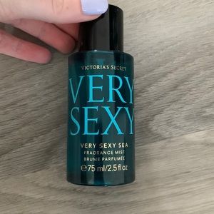 Never used. Travel size!